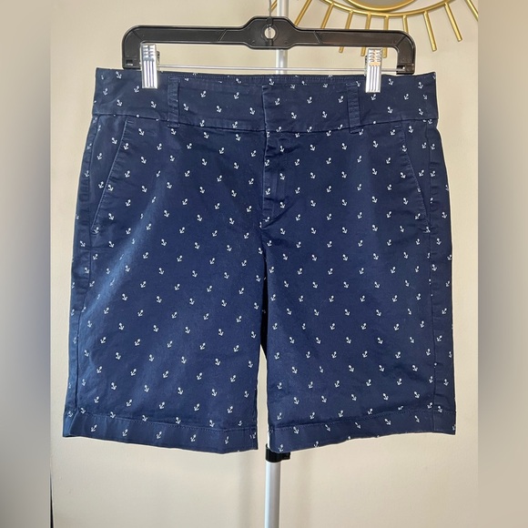 J Crew nautical Navy blue anchor cotton preppy Bermuda shorts. Size 8 - Picture 2 of 7